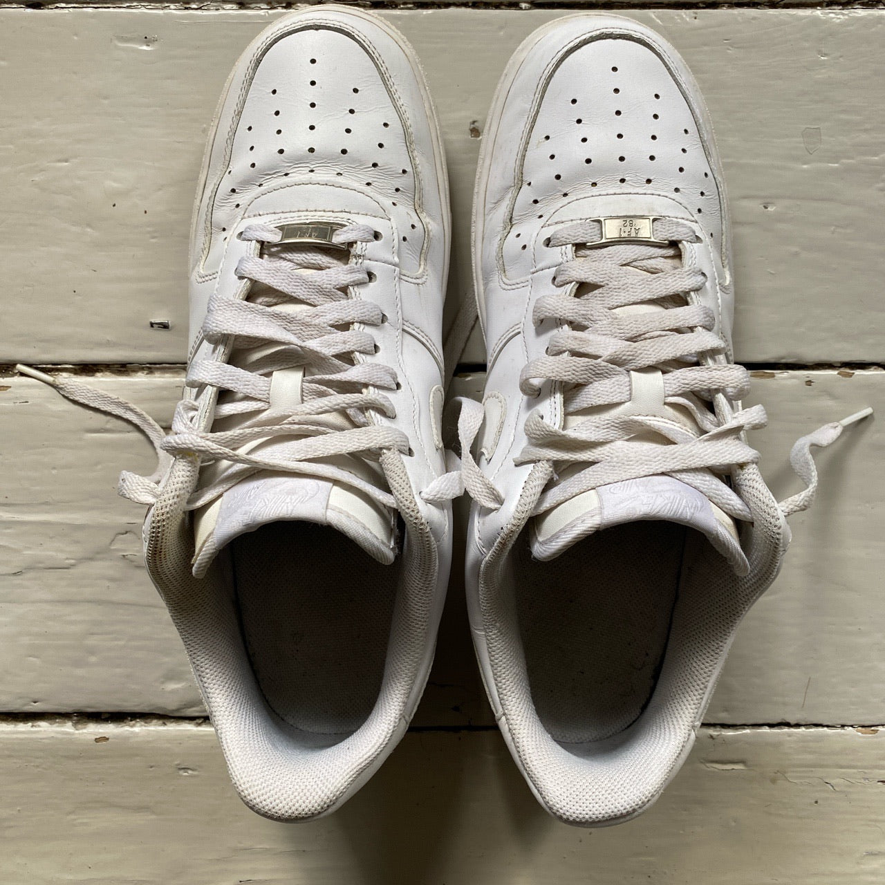 Nike Air Force 1 White (UK 9)