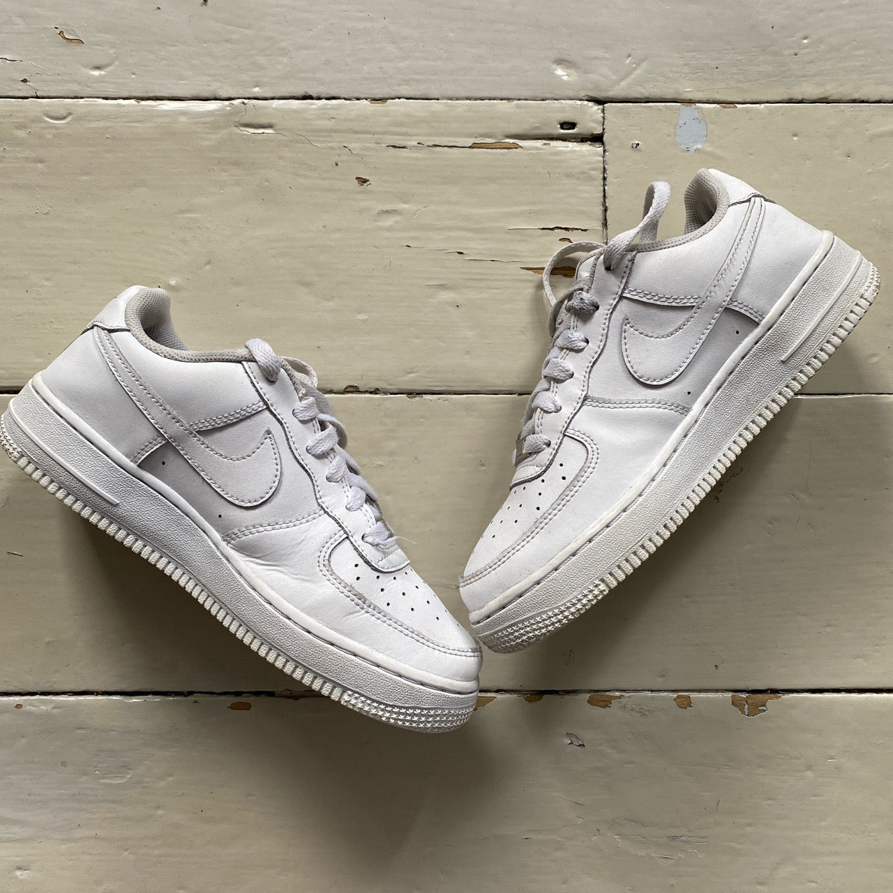 Nike Air Force 1 White (UK 5)