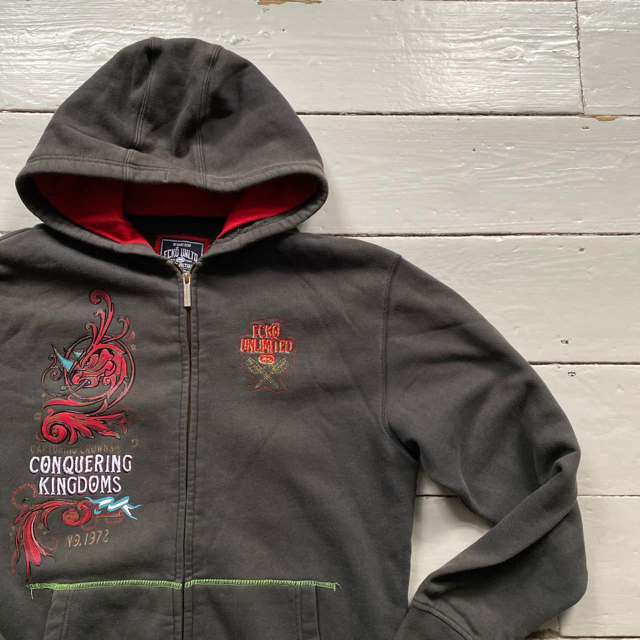 Ecko UNLTD Vintage Embroidery Hoodie (Medium)