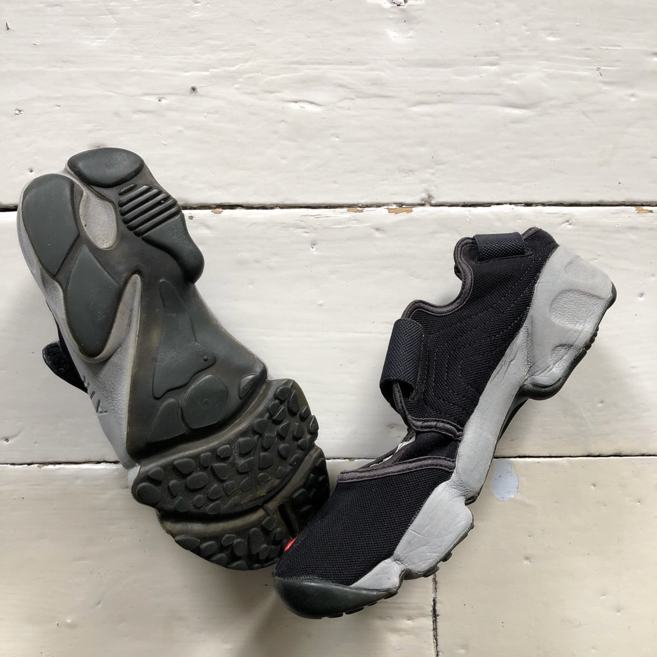 Nike Air Rifts Vintage 2003 (UK 6)