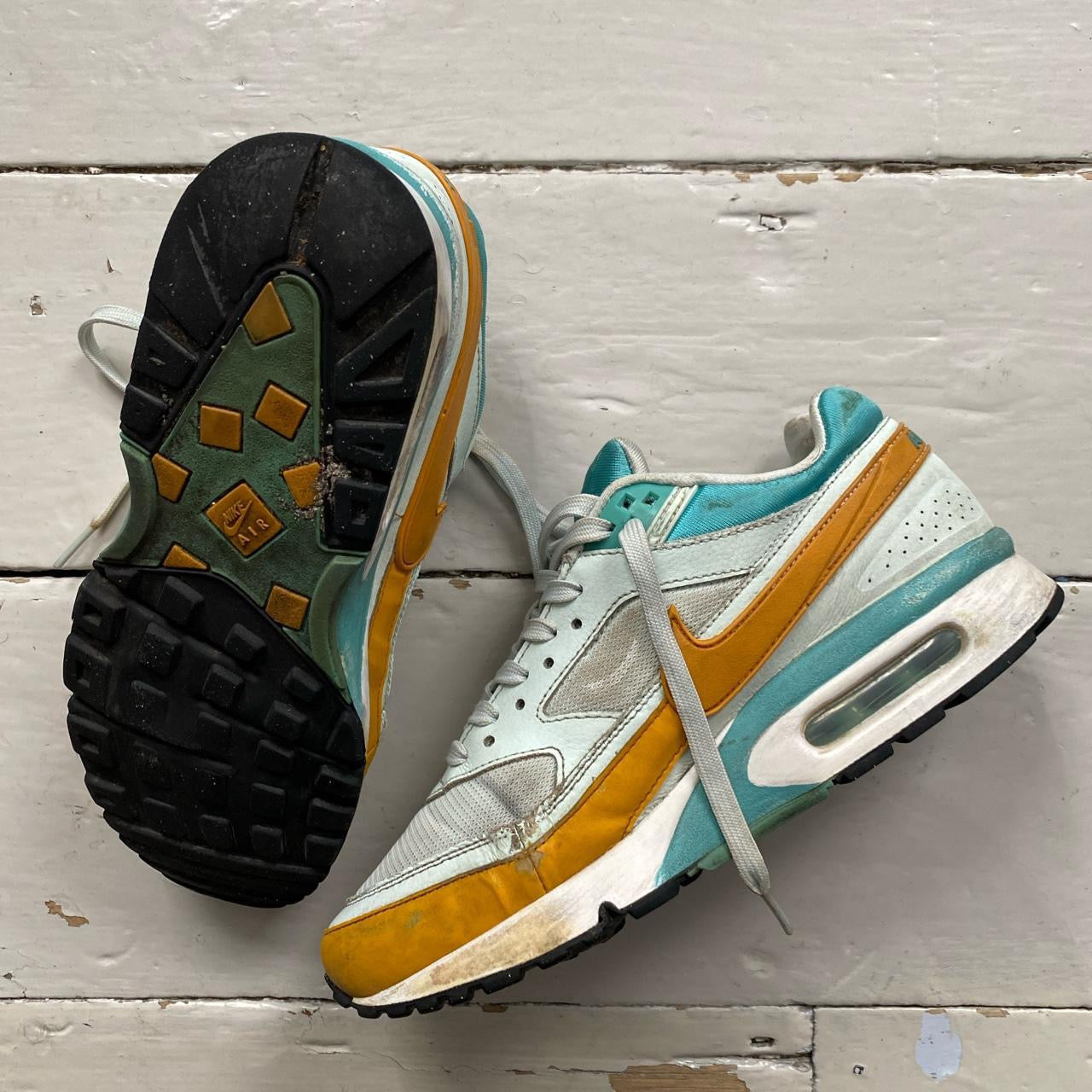 Nike Air Max BW “Barely Green” (UK 6)