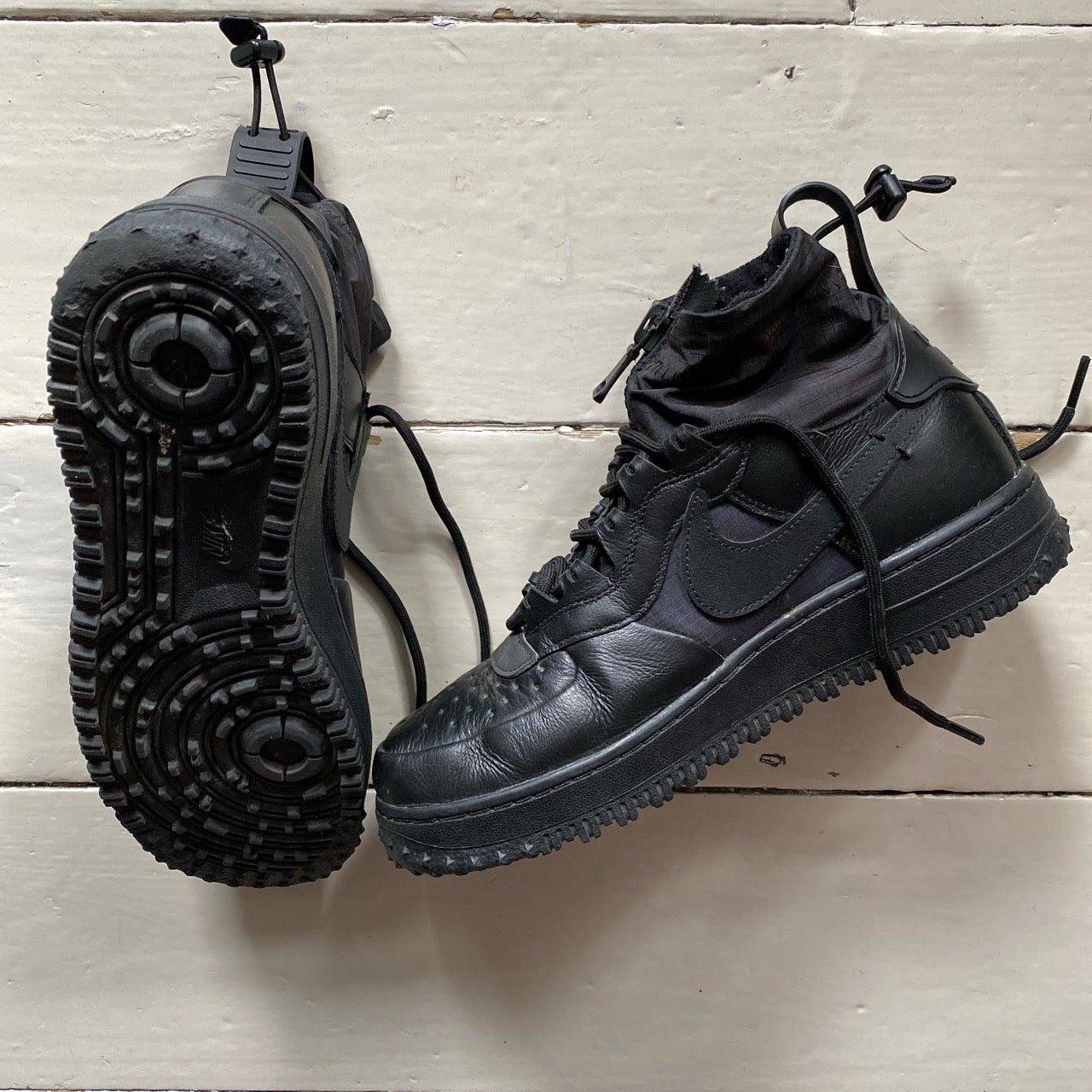 Nike Air Force 1 Goretex Mid Black (UK 6.5)