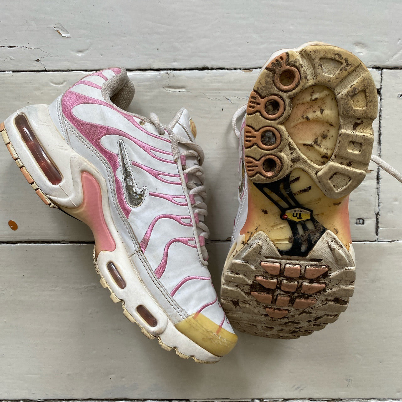 Nike TN Air Max Plus TN Vintage 2004 (UK 4)