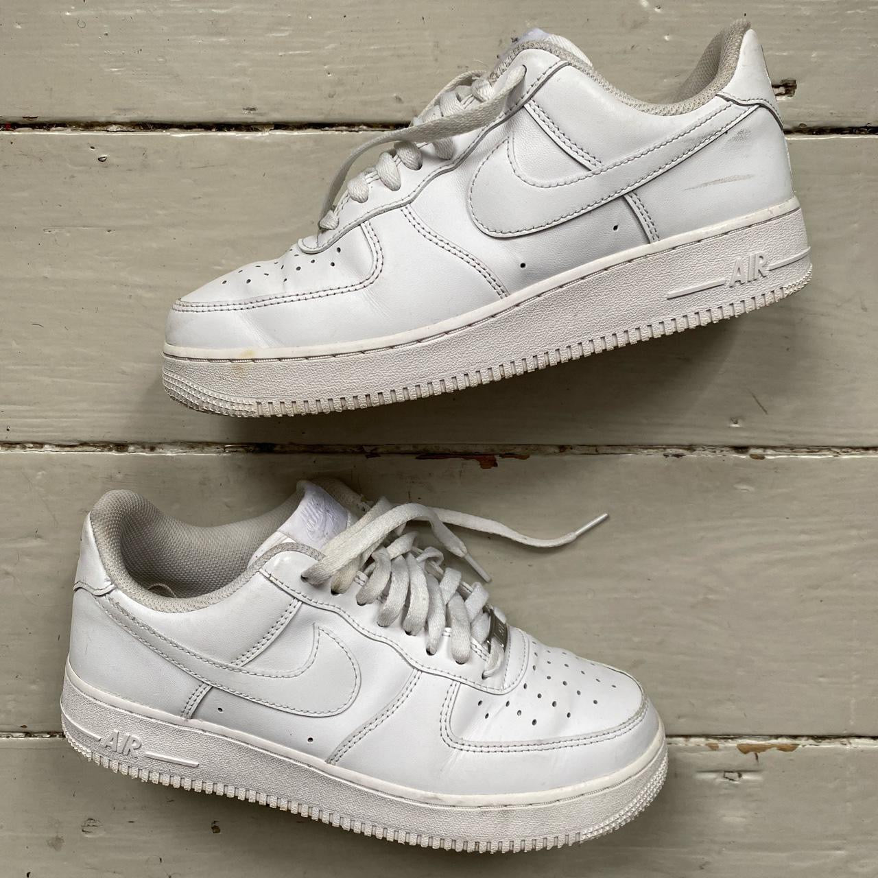 Nike Air Force 1 White (UK 8)