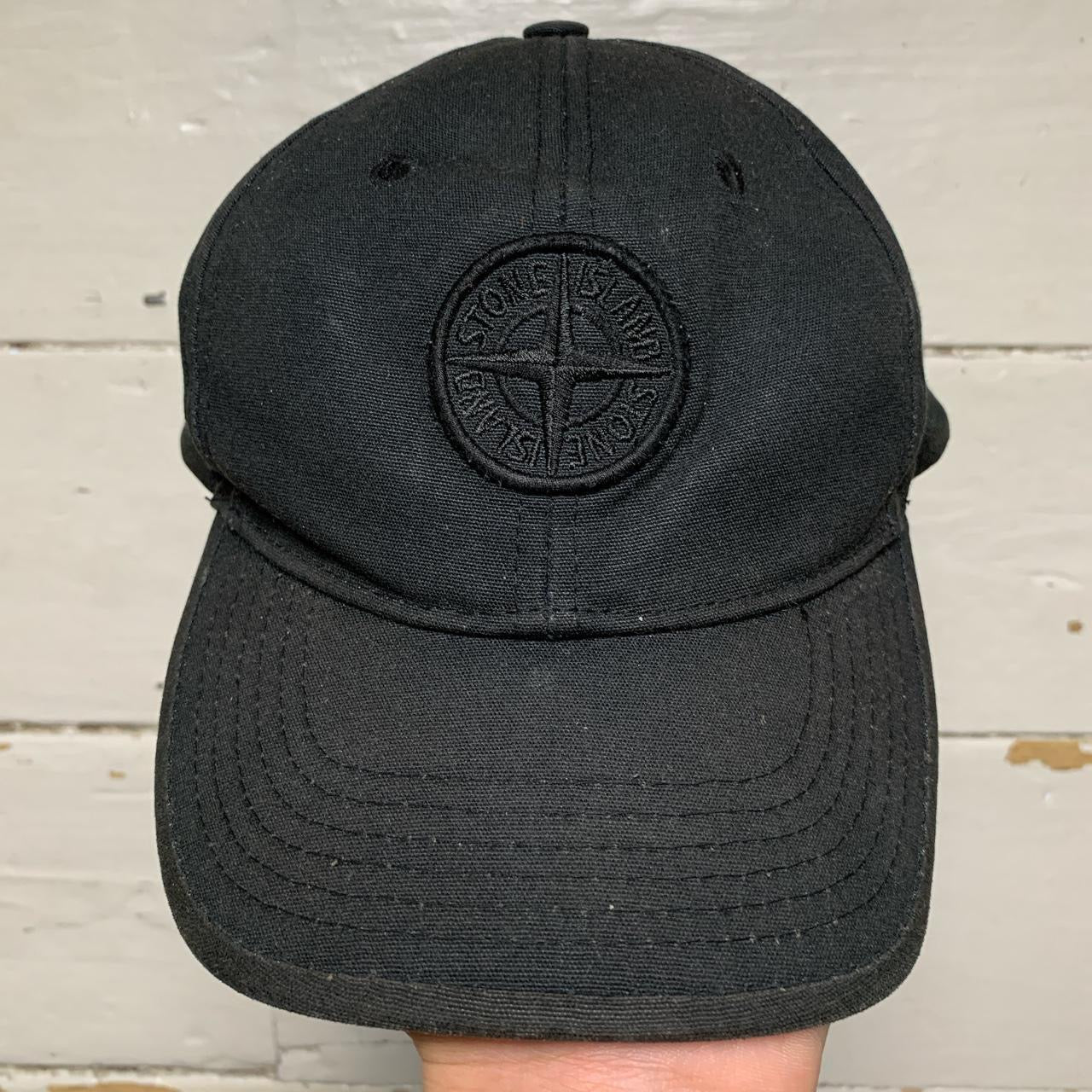 Stone island cap on sale junior