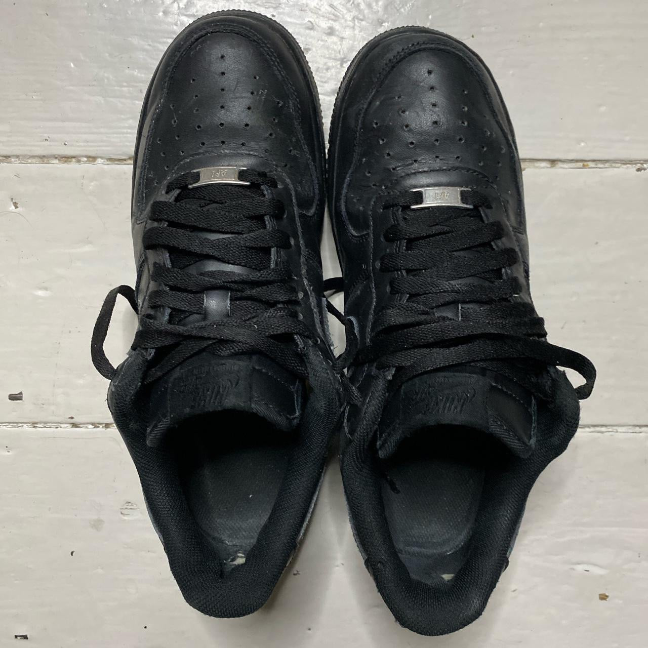 Nike Air Force 1 Black (UK 8.5)