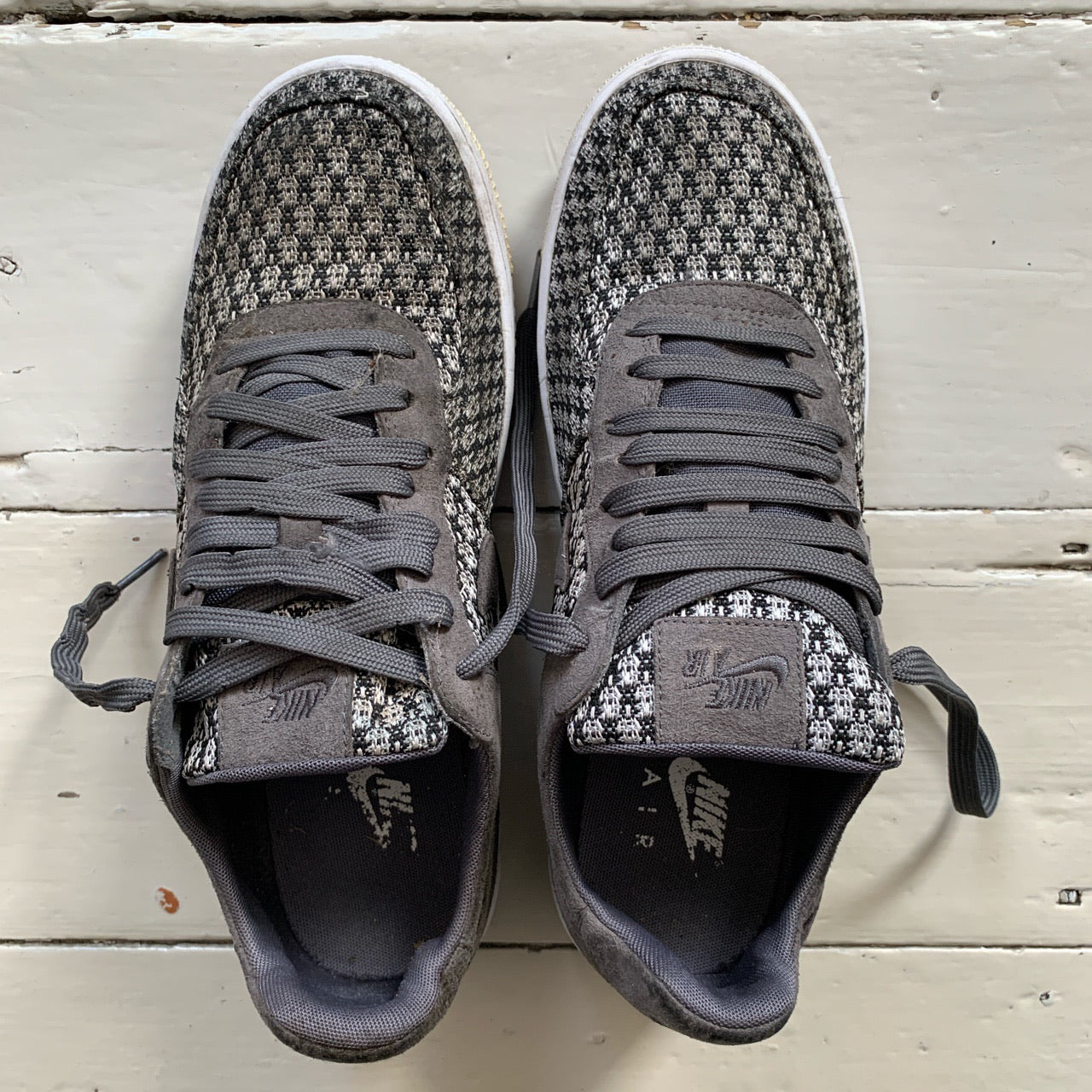 Nike Air Force 1 Flyknit (UK 9)