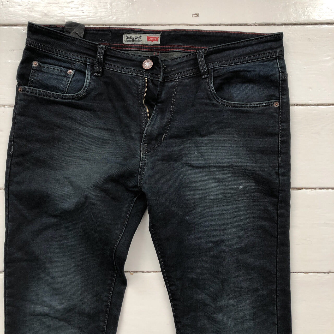 Levis Slim Fit Jeans (36/29)