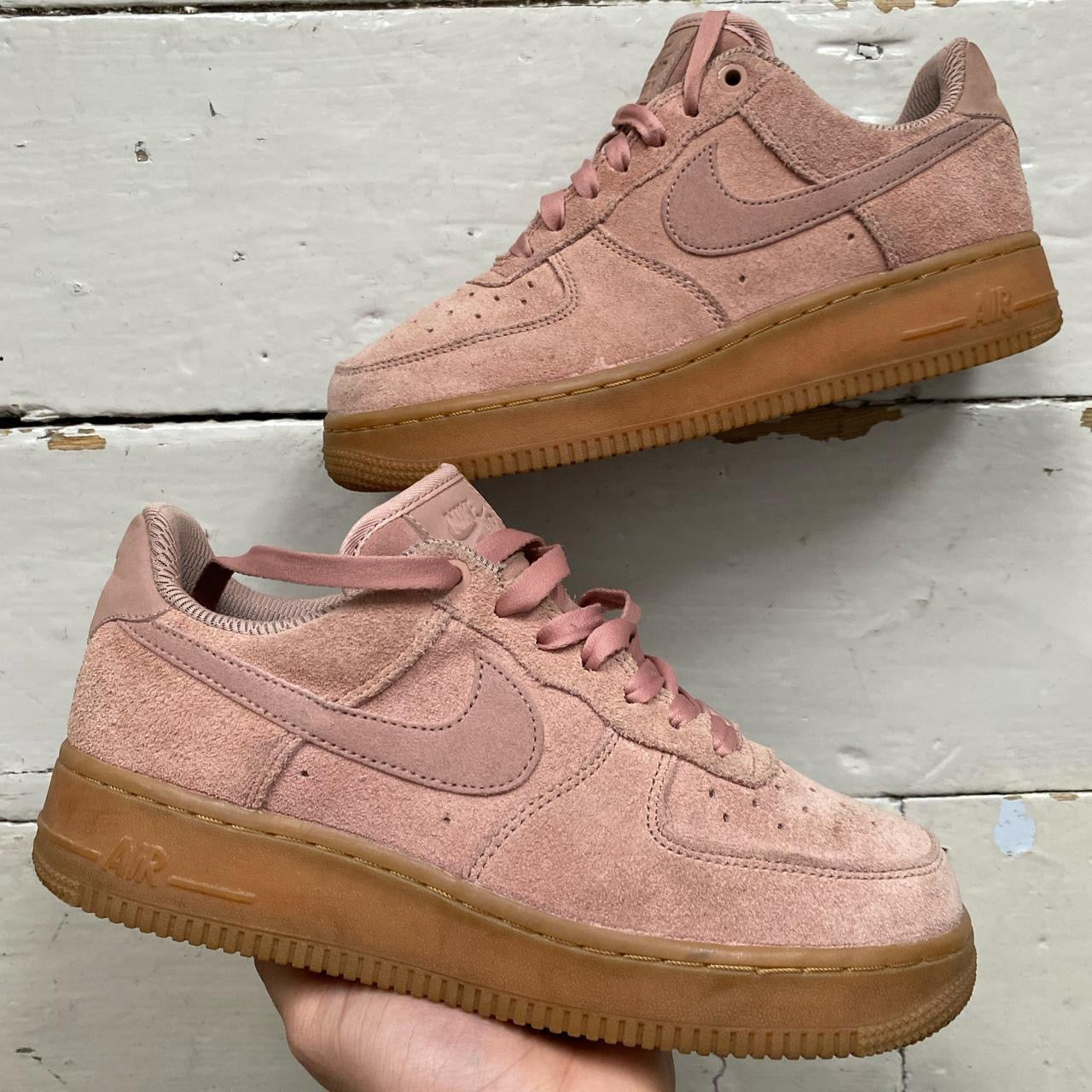 Air force 1 suede gum sole online