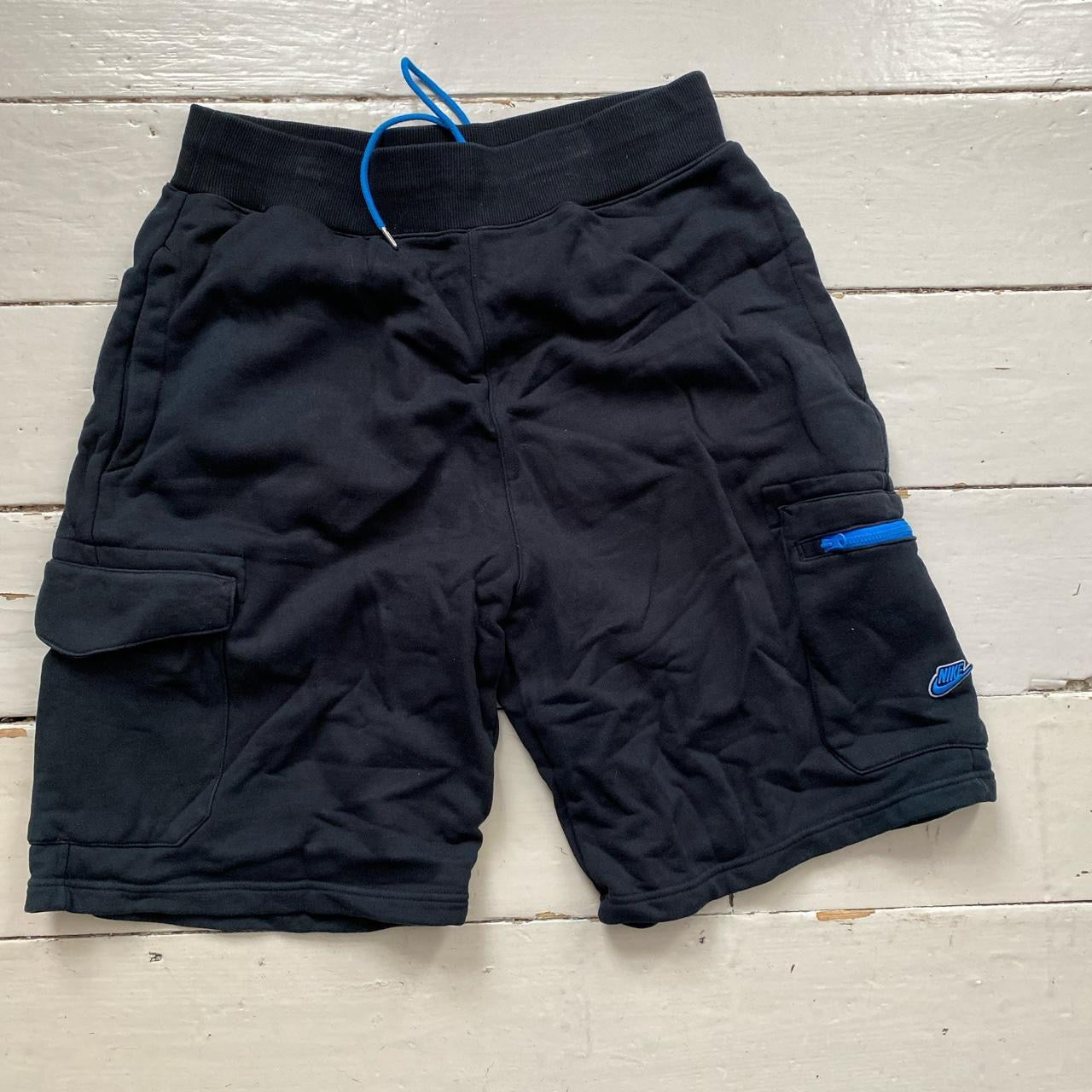 Nike Swoosh Black Cargo Shorts (XL)