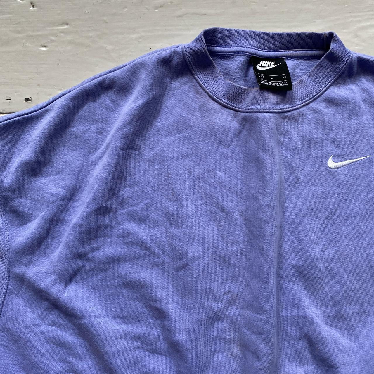 Nike Womens Purple and White Crop Jumper (Small)