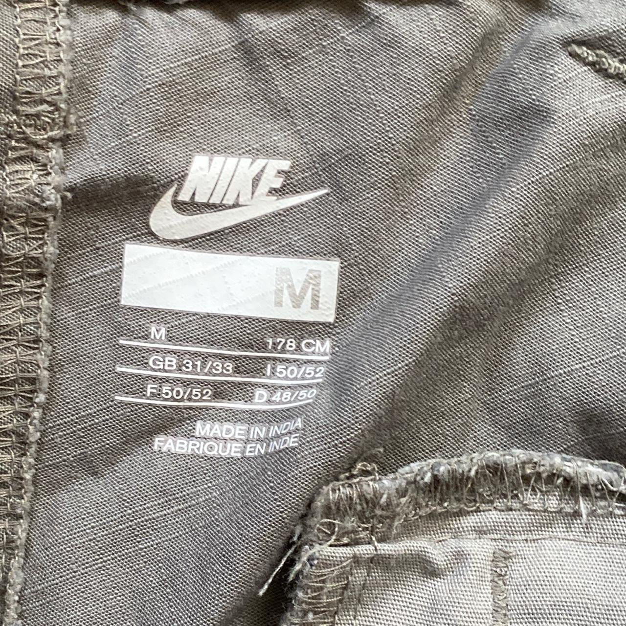 Nike Vintage Cargo Shorts Grey (Medium)