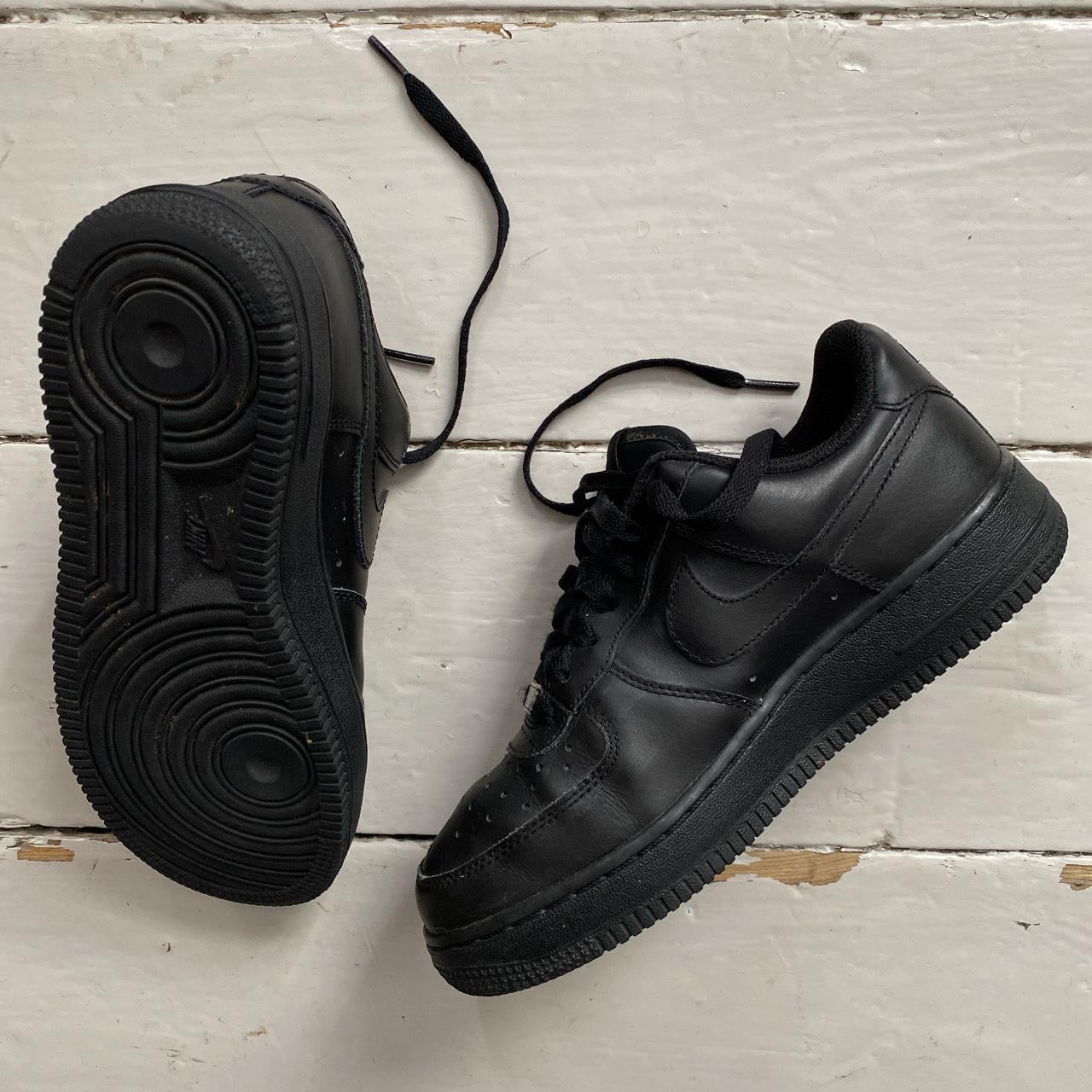 Nike Air Force 1 Black (UK 5)