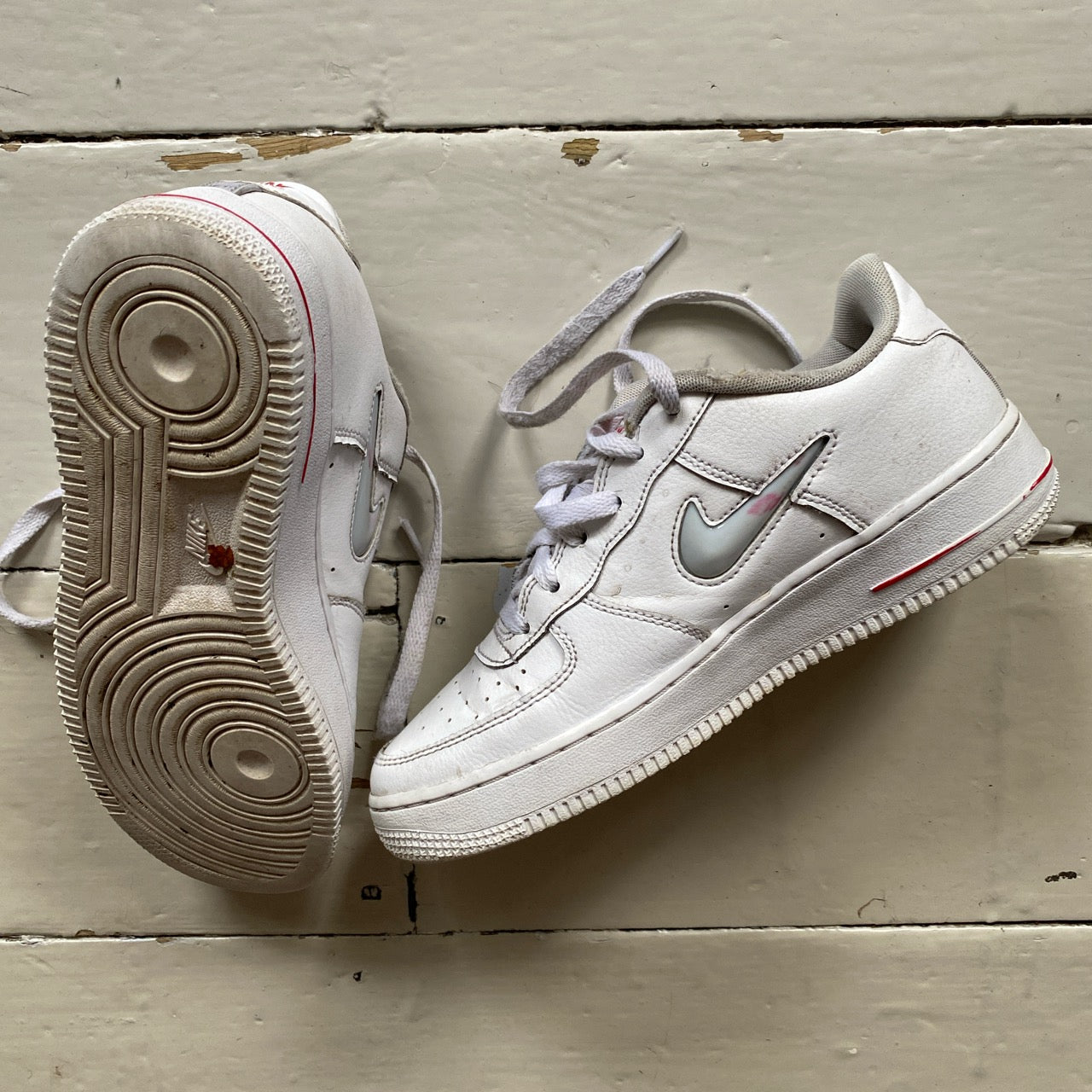 Nike Air Force 1 Jewel White and Red (UK 5.5)