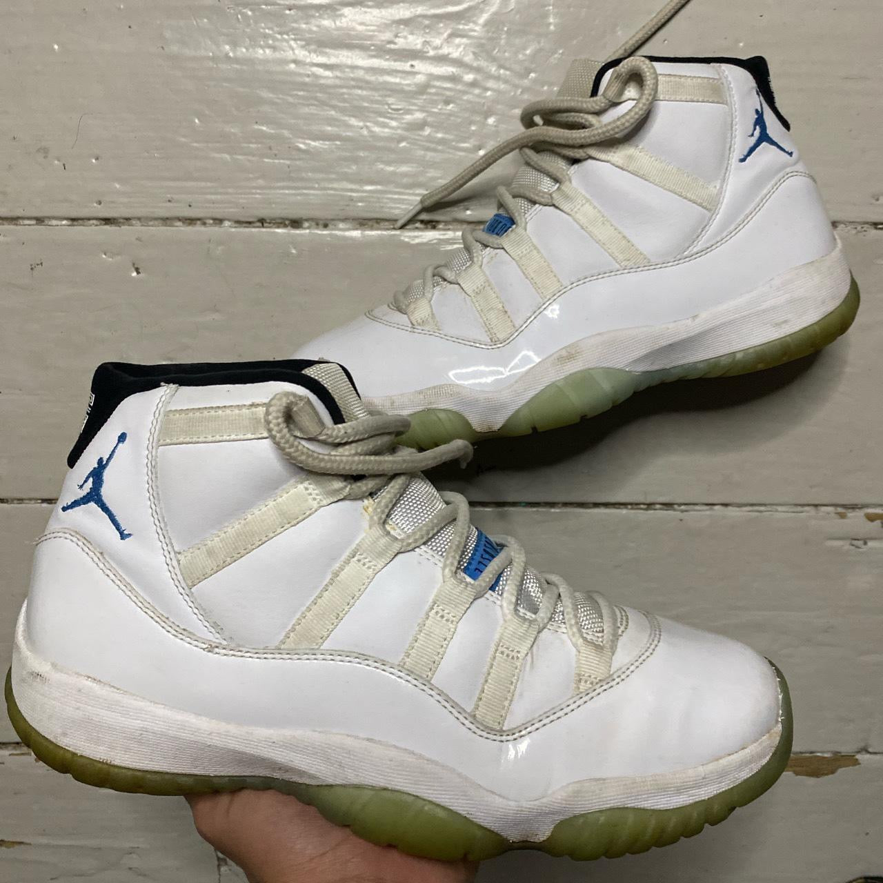 Jordan 11 White Legend Blue (UK 8)