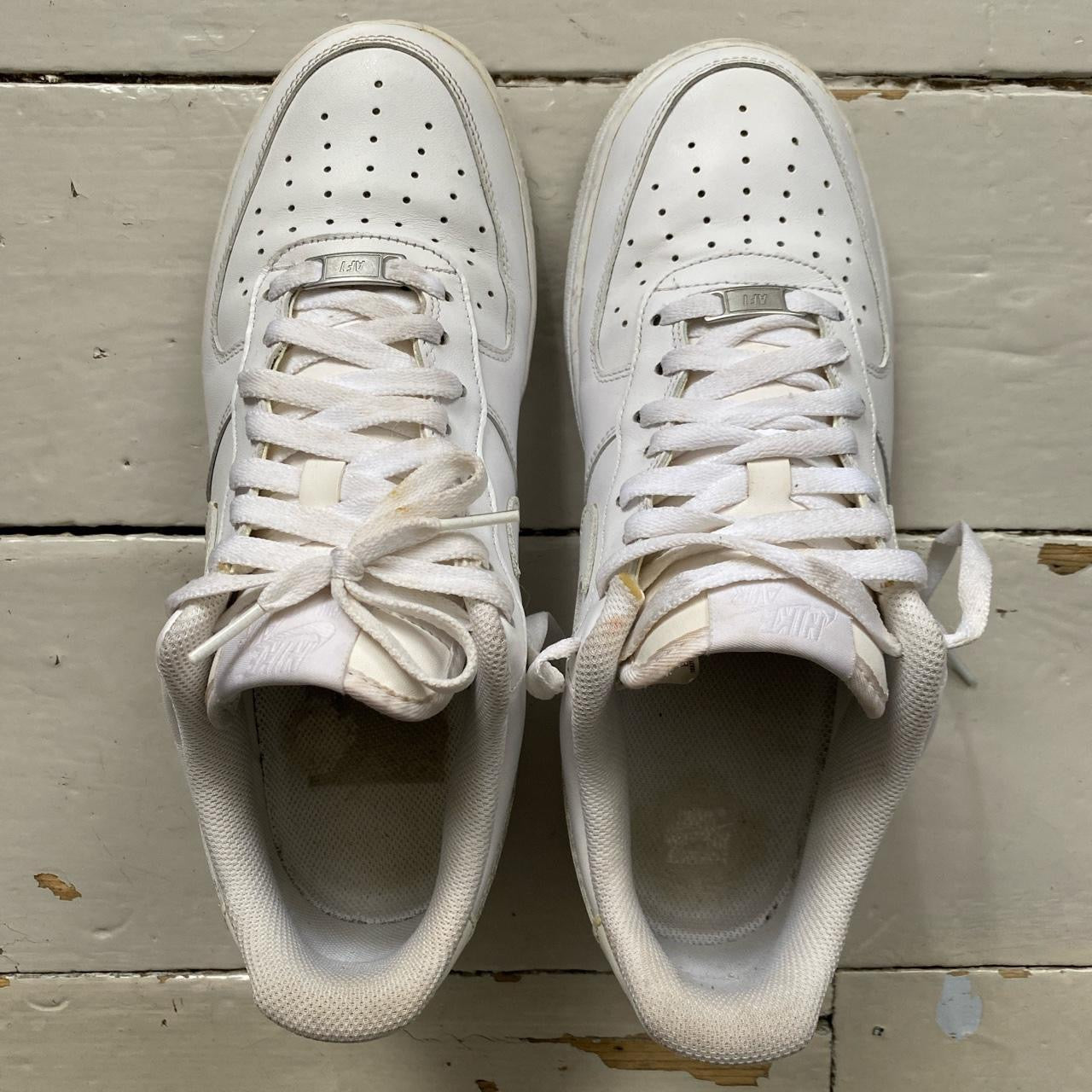Nike Air Force 1 White (UK 9)