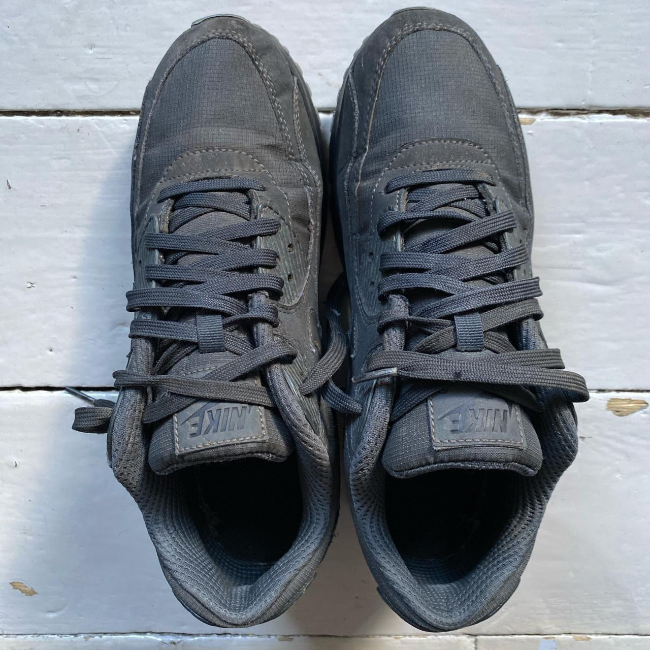 Nike Air Max 90 Grey (UK 8.5)