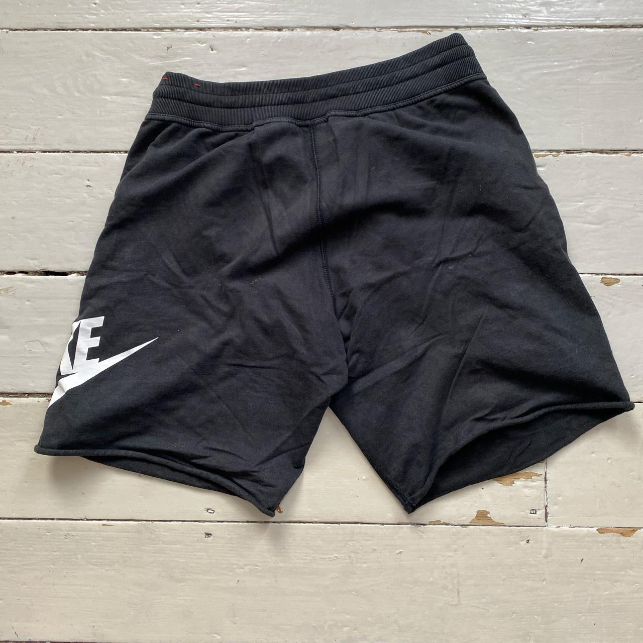 Nike Big Swoosh Cotton Shorts (Large)