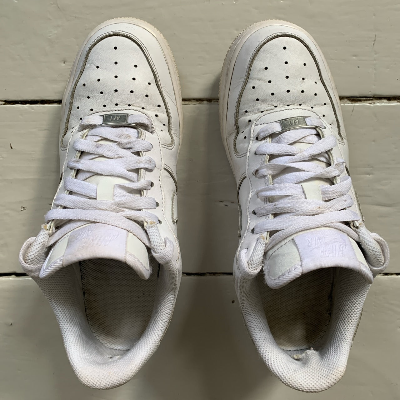 Nike Air Force 1 Triple White (UK 5.5)