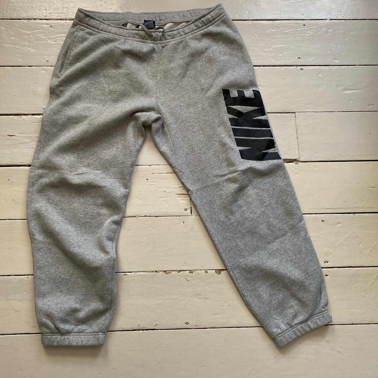 Nike Club Spellout Grey Joggers (XXL)
