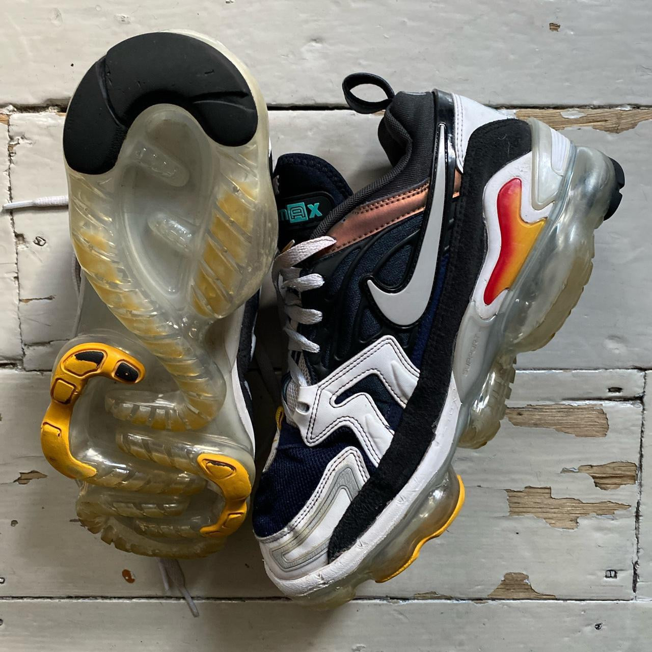 Nike Vapormax Evo (UK 9)