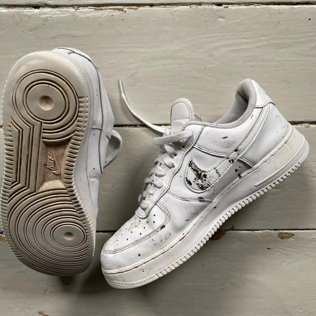 Nike Air Force 1 White (UK 9.5)