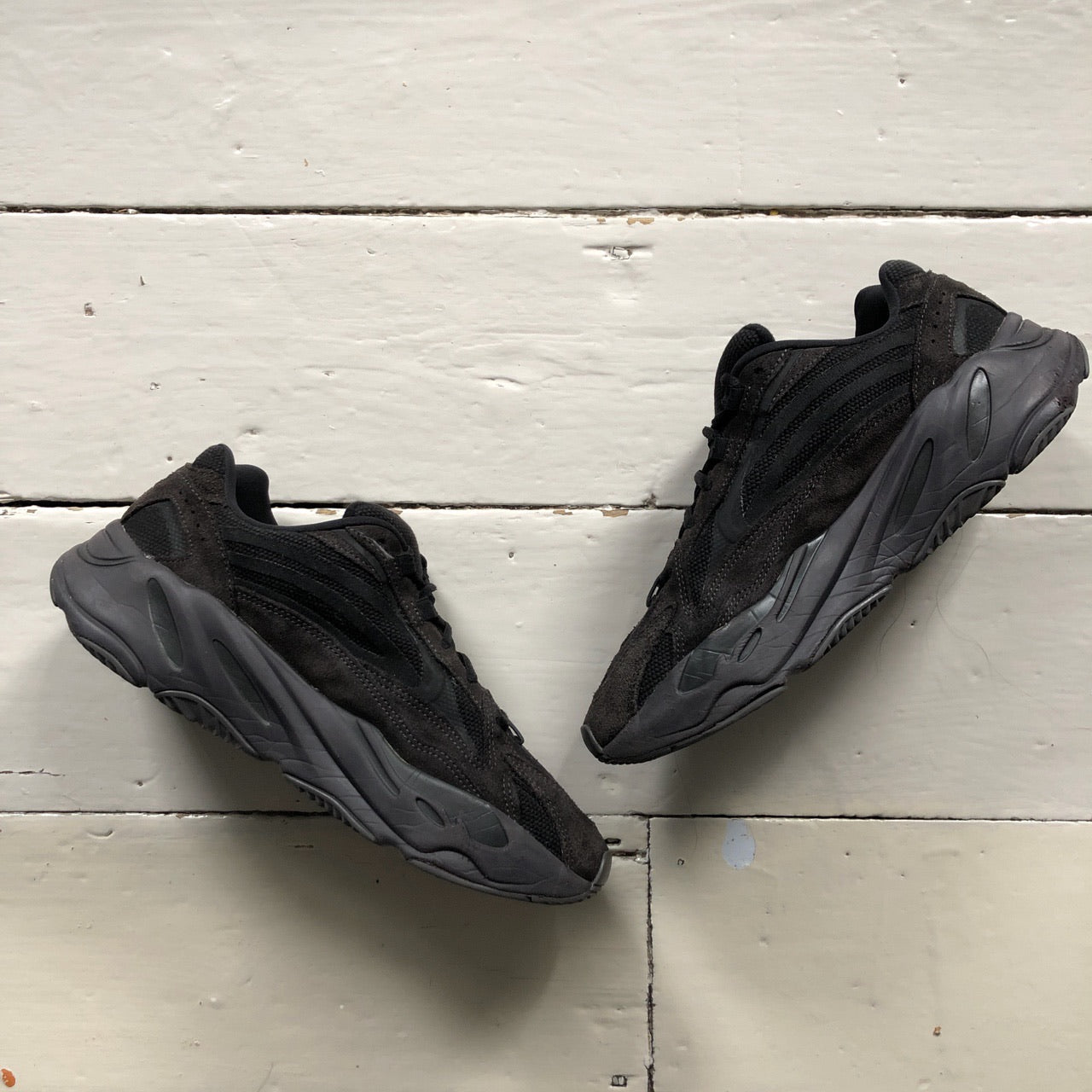 Yeezy 700 Vanta Adidas Boost (UK 9)