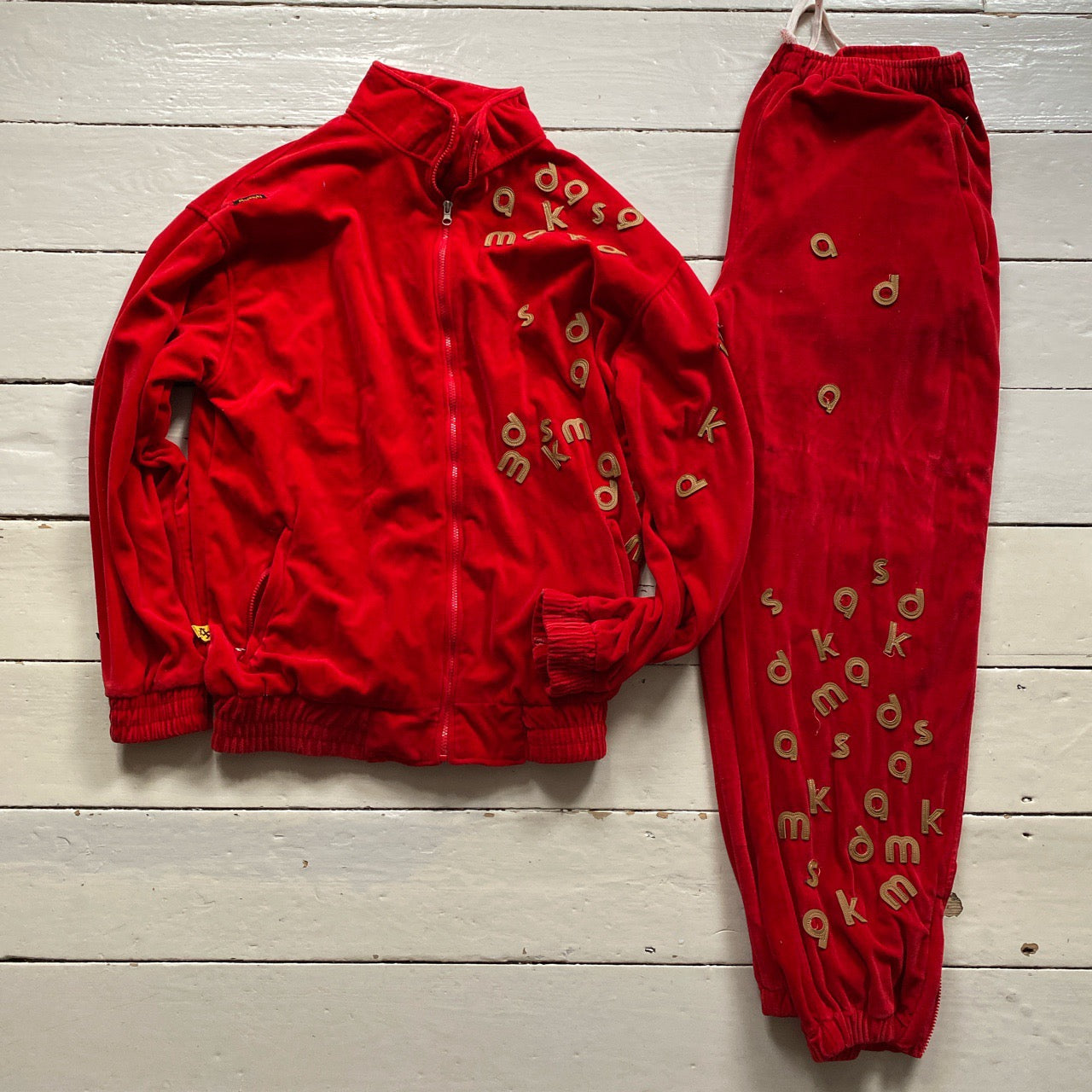 Akademiks Alphabet Vintage Tracksuit (Large)