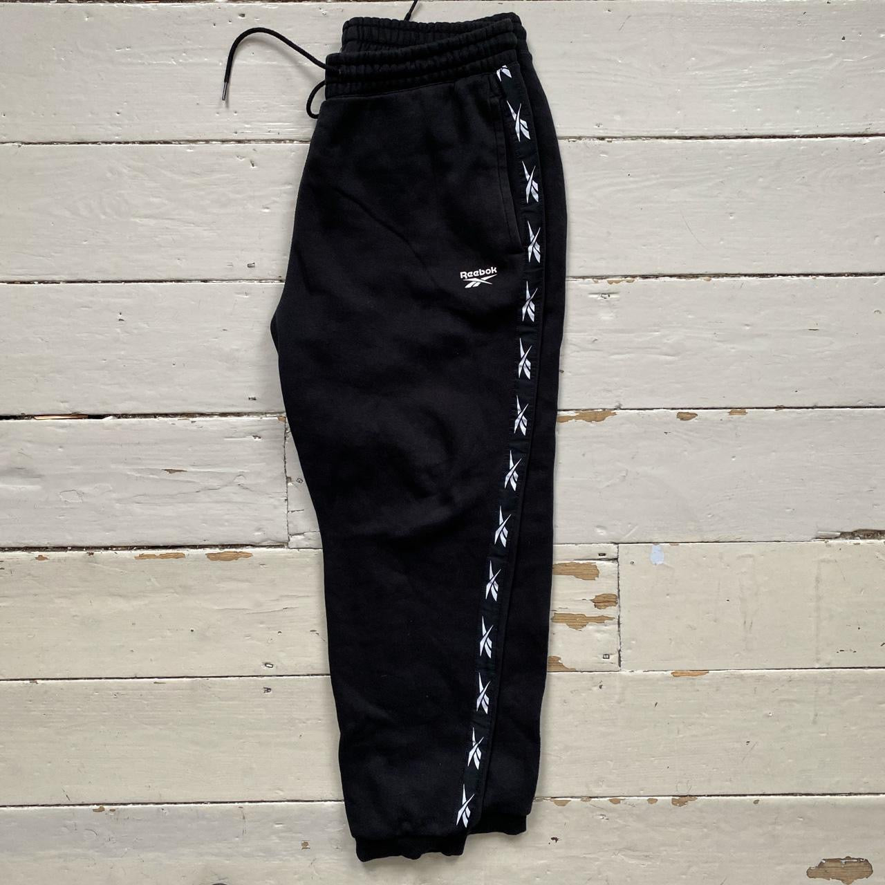 Reebok Black Joggers (Large)