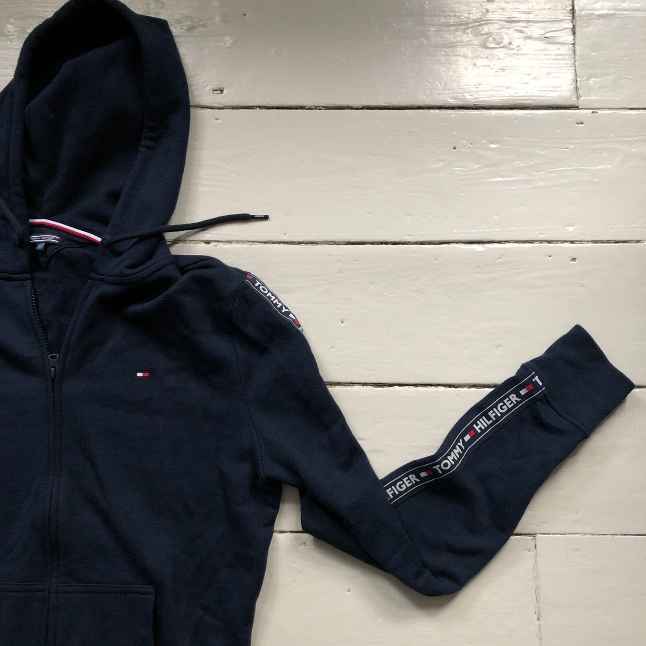 Tommy Hilfiger Navy Hoodie (Medium)