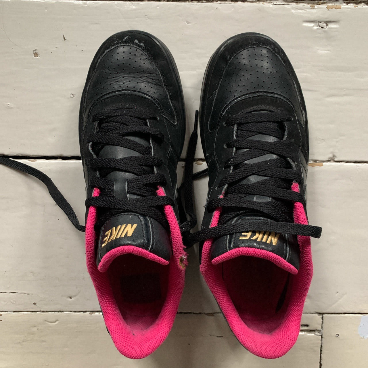 Nike Court Black and Pink (UK 7)