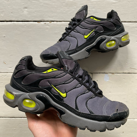 Nike TN Volt Grey (UK 4.5)