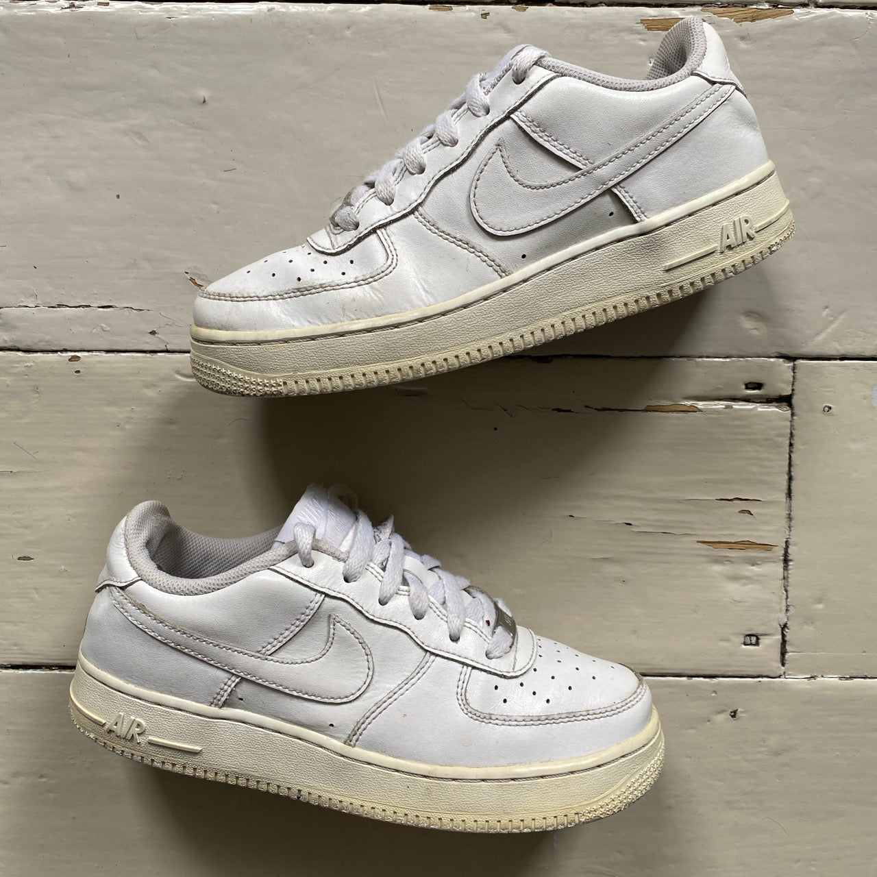 Nike Air Force 1 White (UK 5)