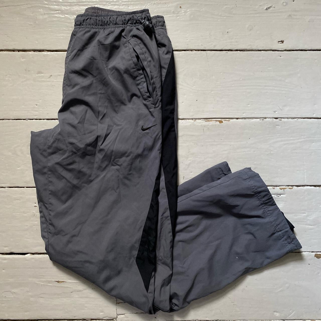Nike Vintage Shell Bottoms (Small)