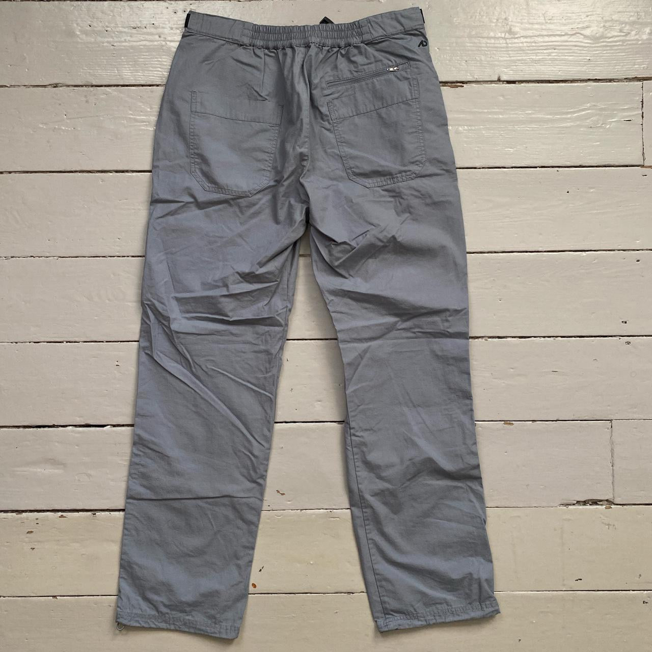 Nike Vintage Grey Cargo Trousers (Large)