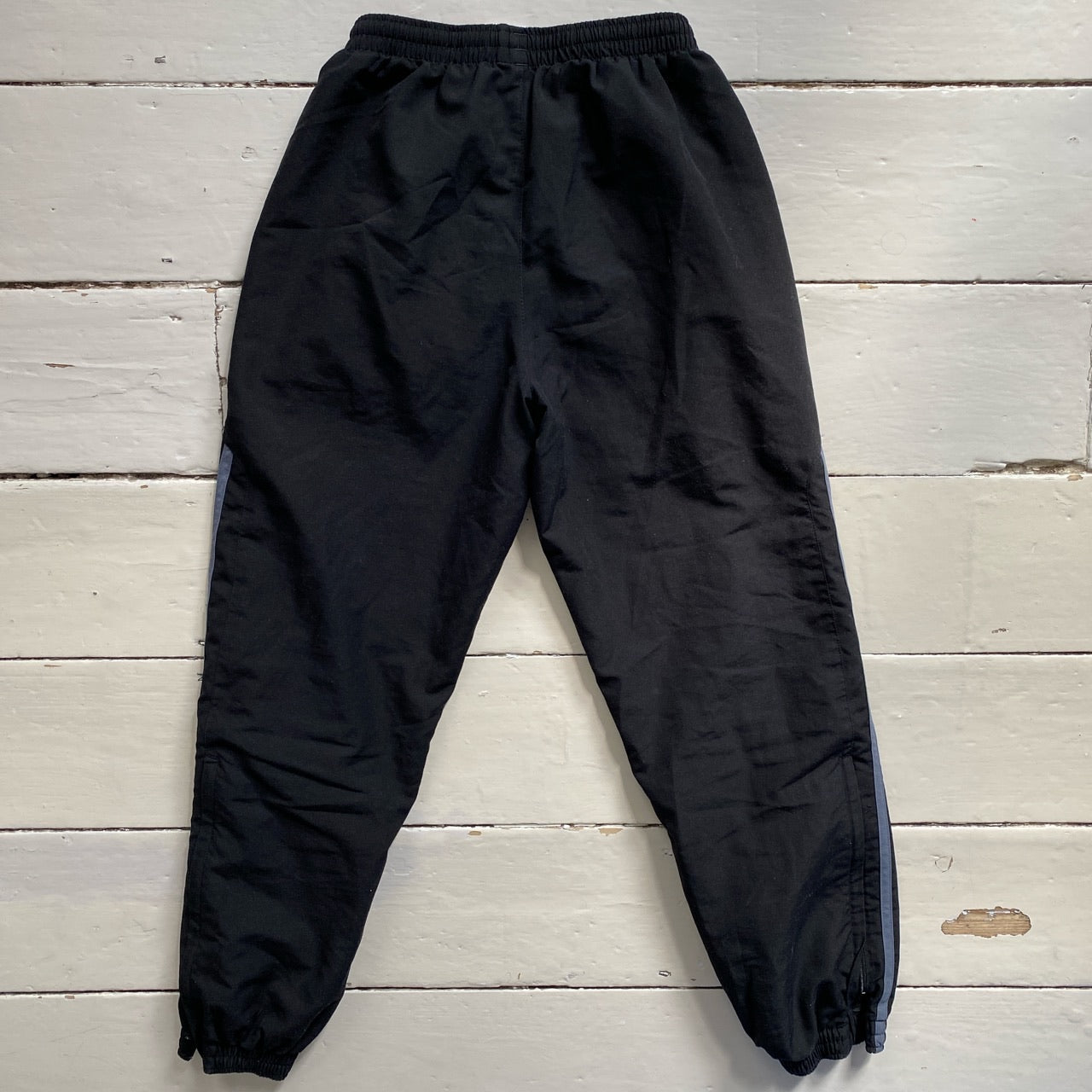 Adidas Black and Grey Shell Bottoms (28/28)