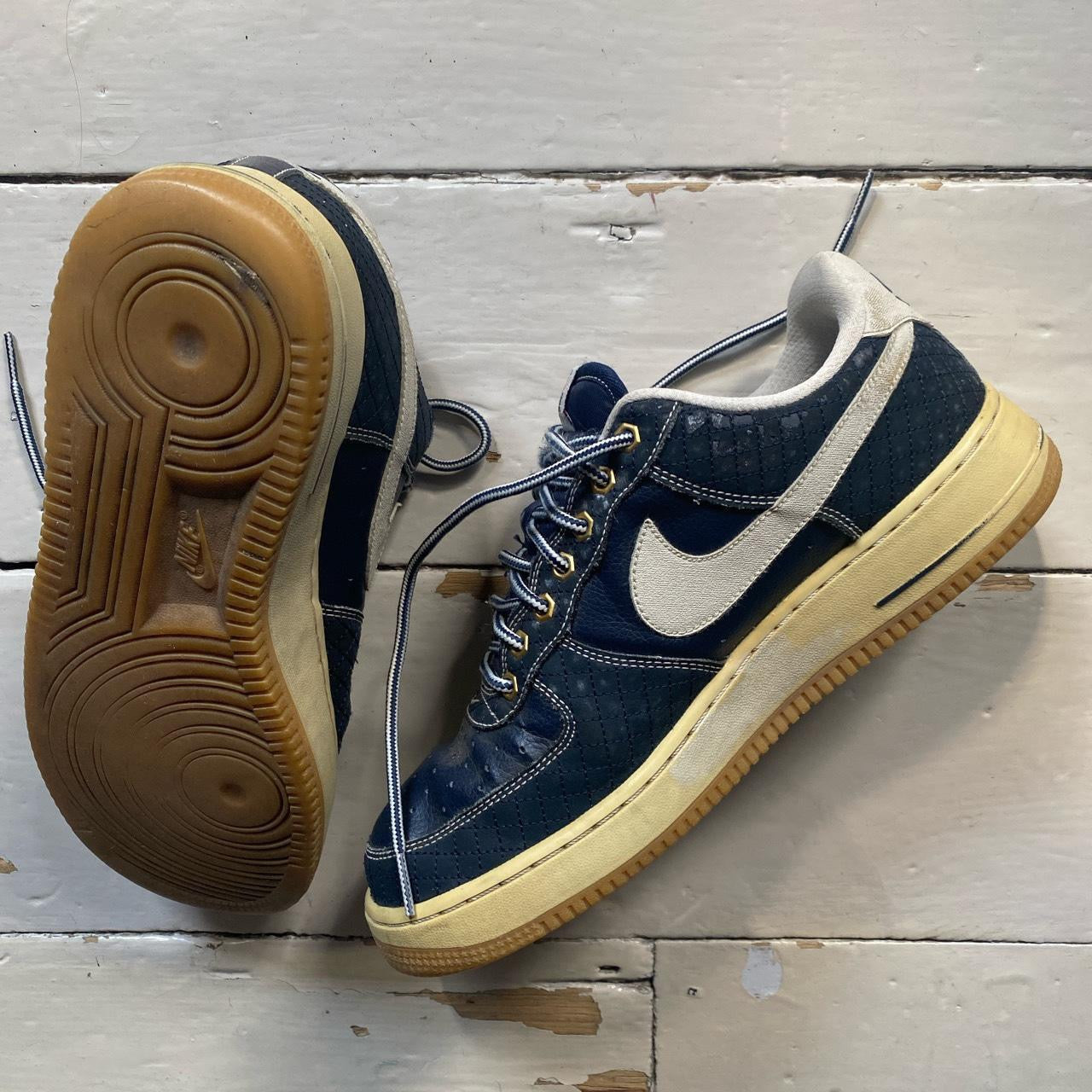 Nike Air Force 1 Lumber (UK 9)
