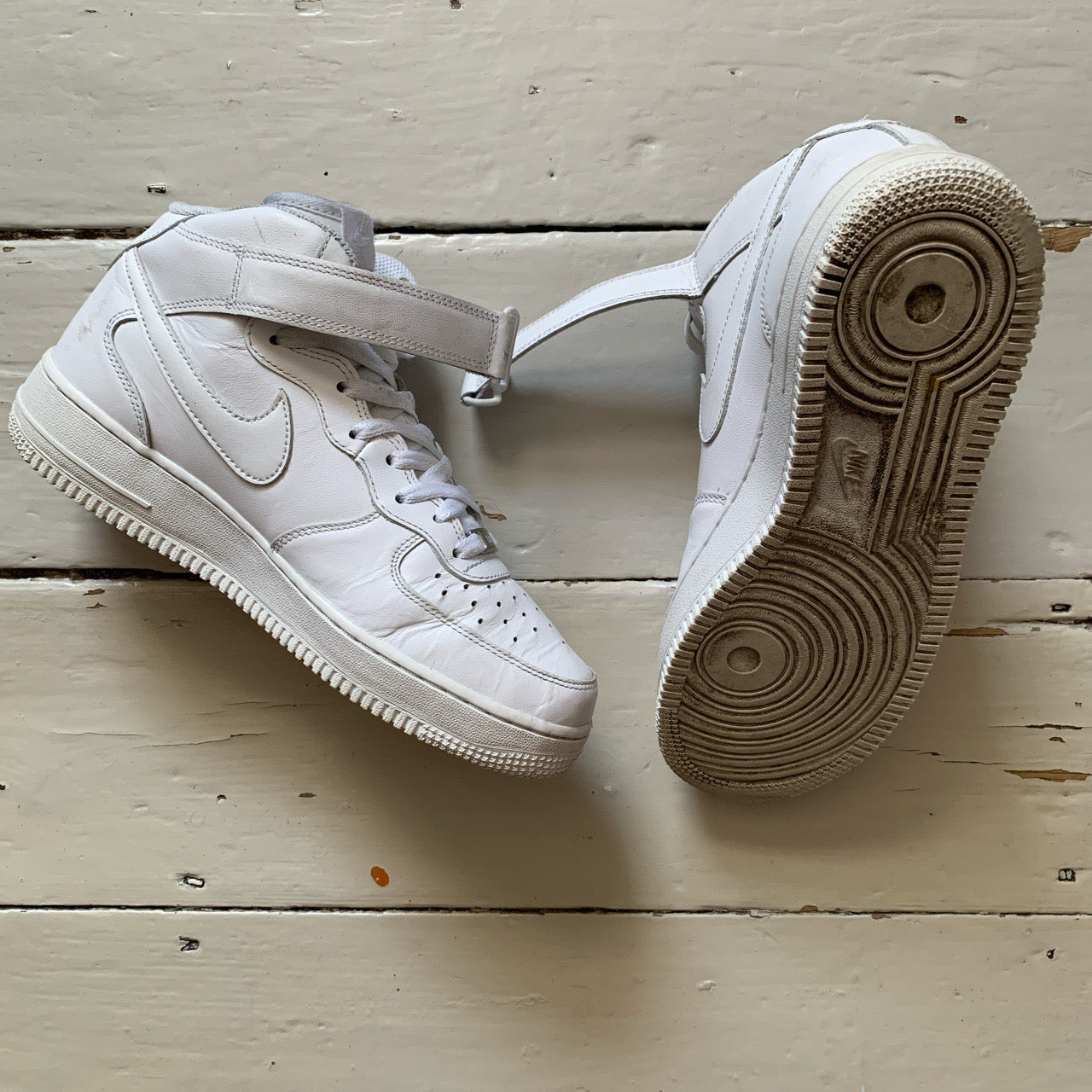 Nike Air Force 1 Mid White (UK 7)