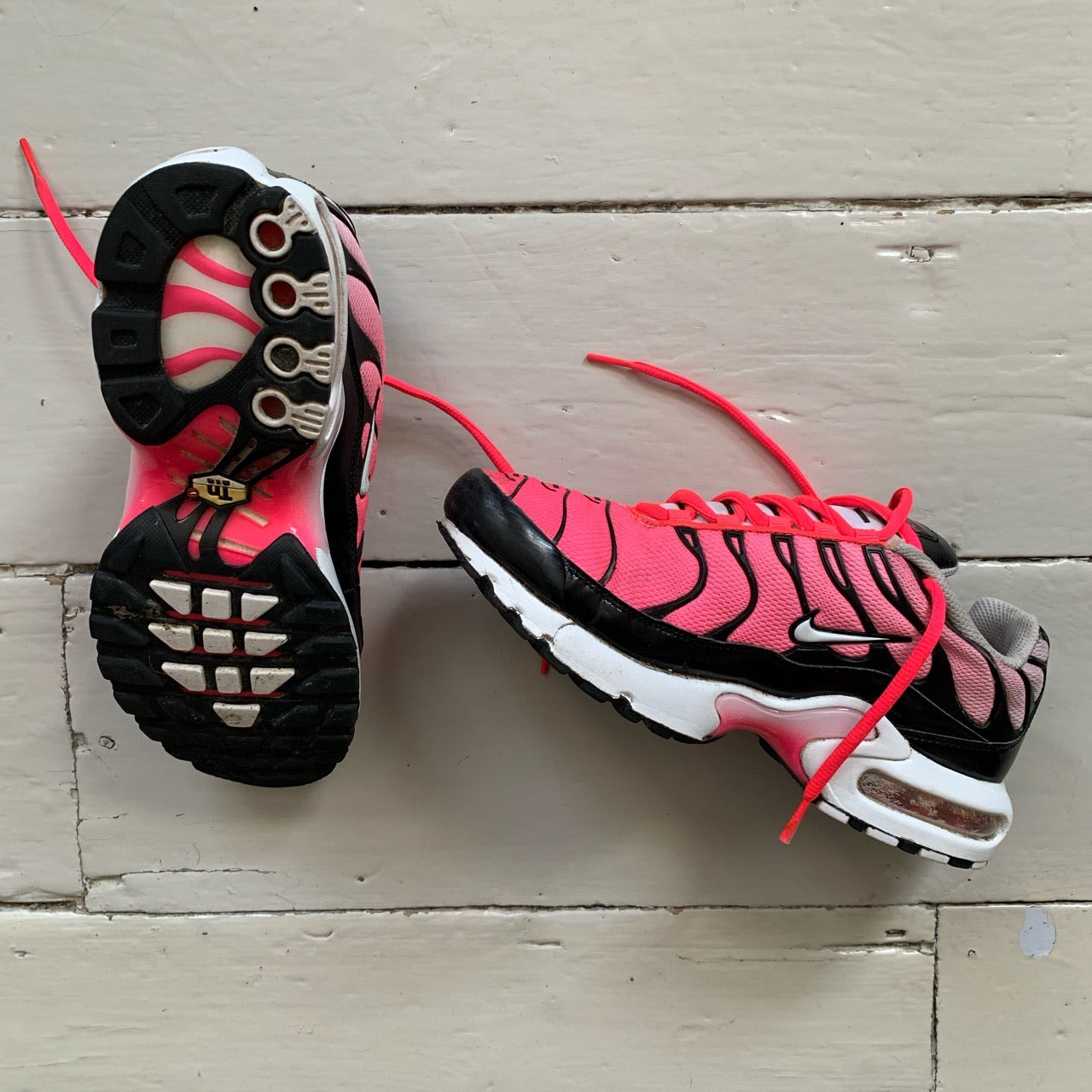 Nike TN Pink Fade (UK 5.5)