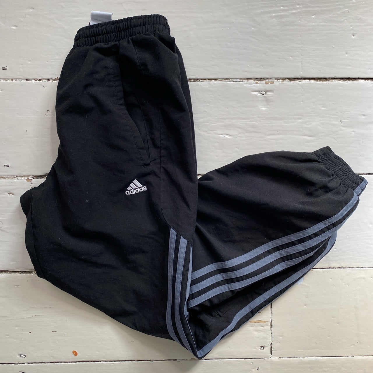 Adidas shell fashion bottoms