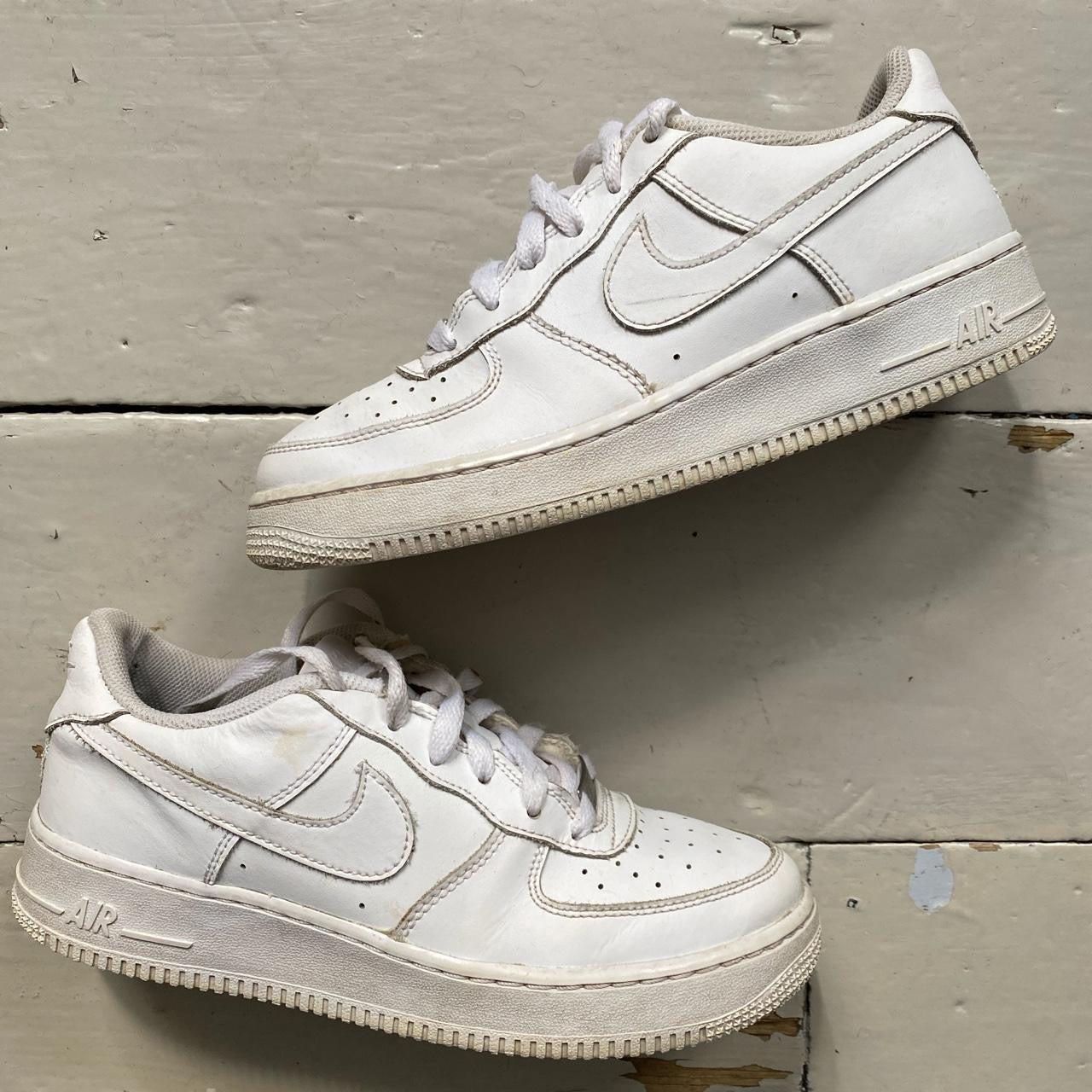 Nike Air Force 1 White (UK 6)