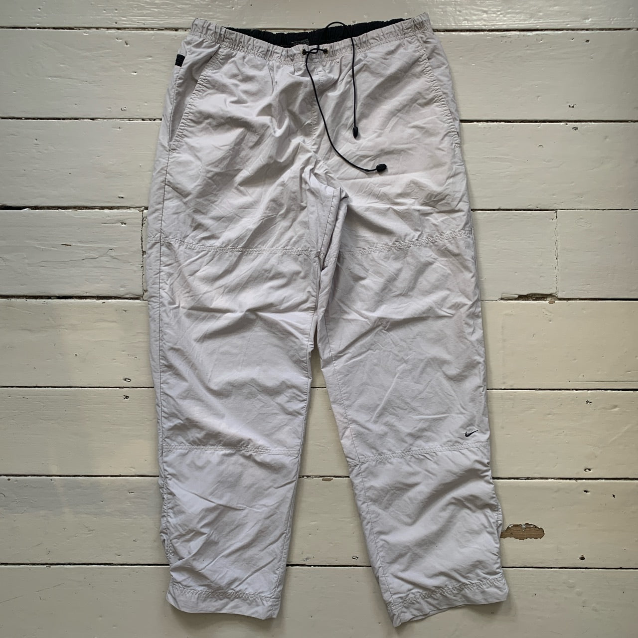 Nike Vintage Cargo Shell Bottoms (Large)