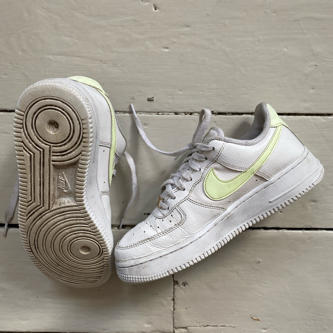 Nike Air Force 1 White Pastel Yellow (UK 6)