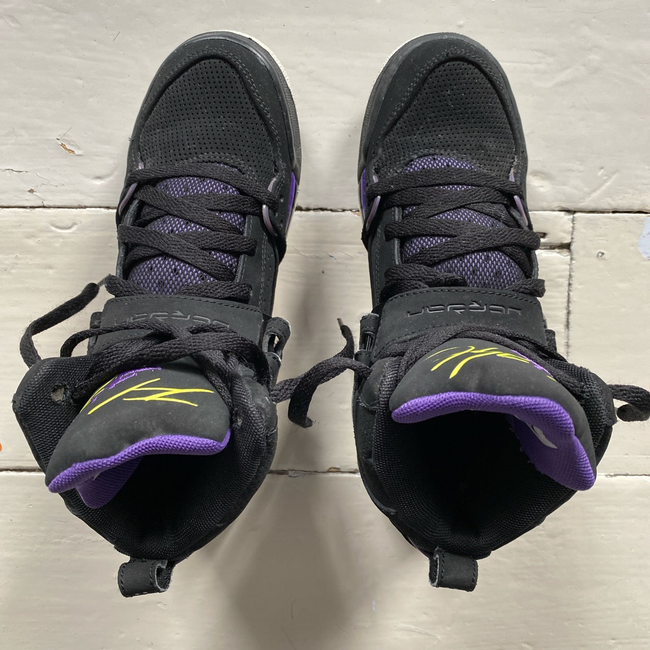 Jordan Flight High Black Purple (UK 4.5)