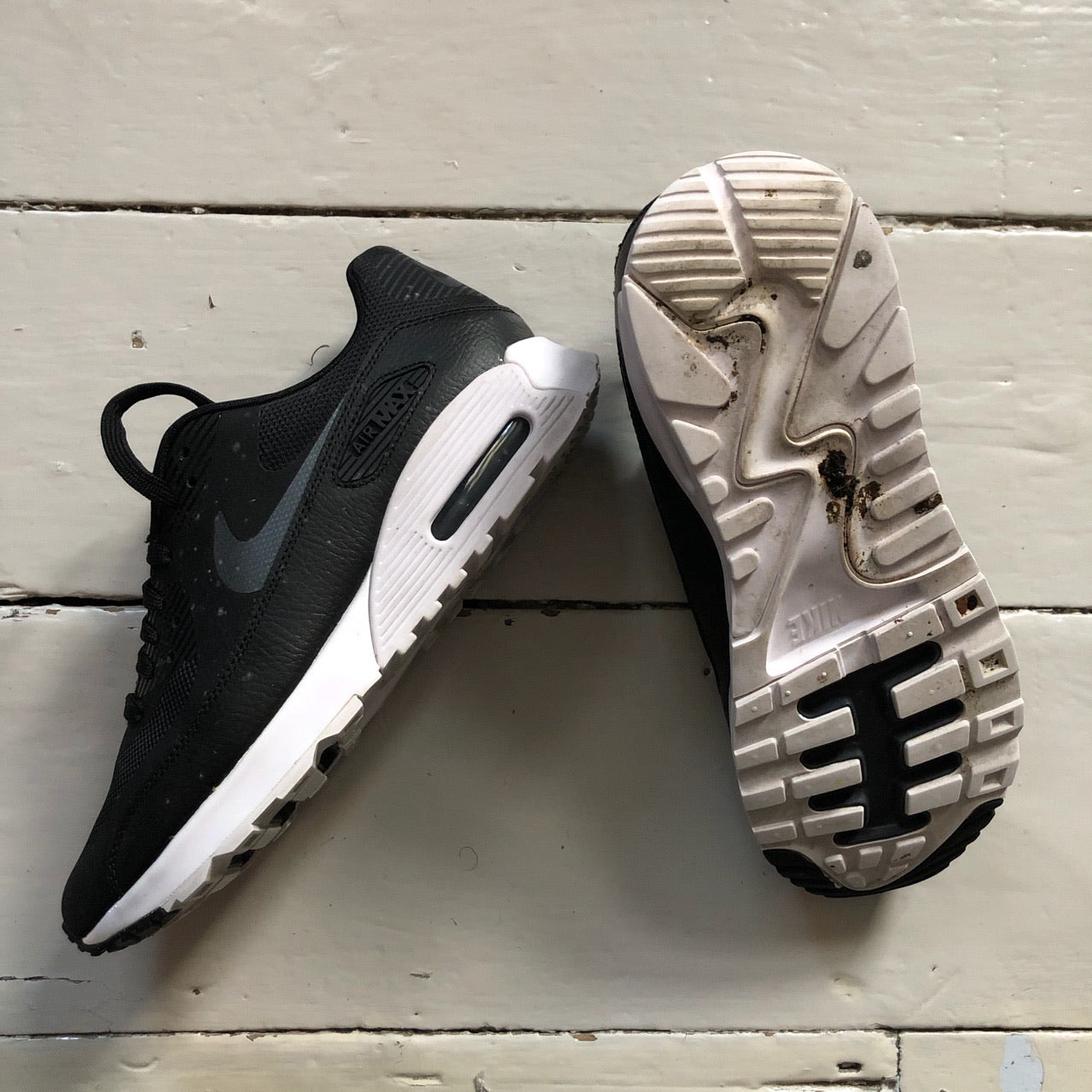 Nike Air Max 90 Ultra Black and White (UK 6)