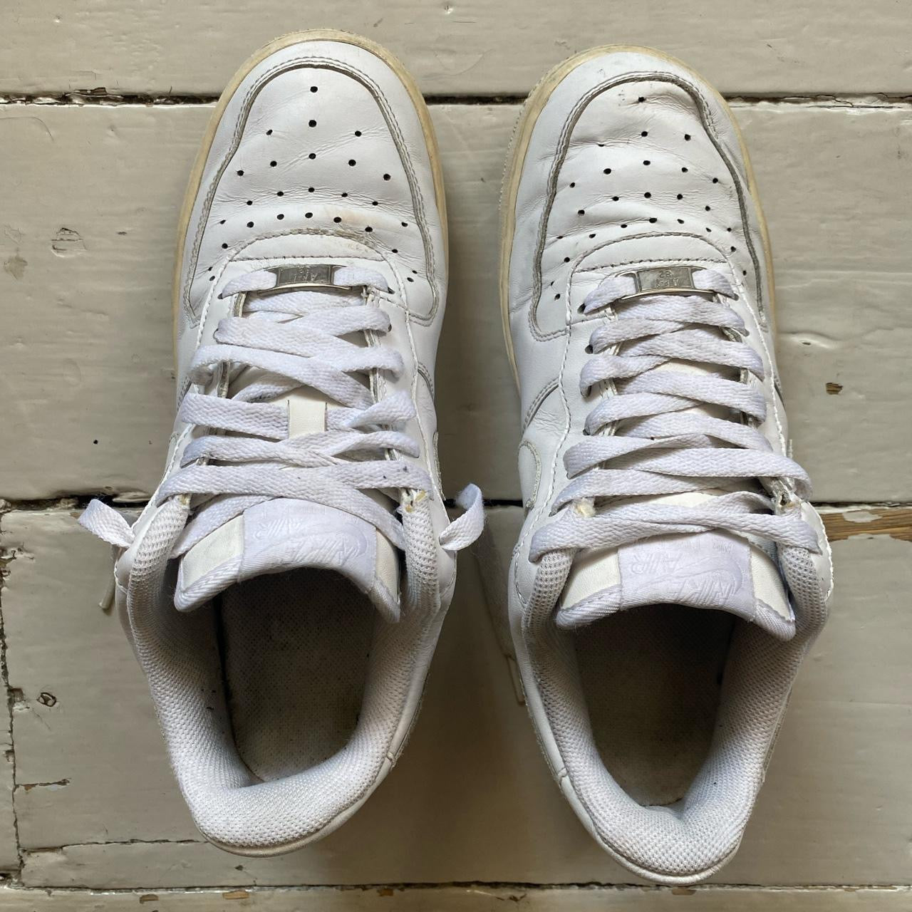 Nike Air Force 1 White (UK 6)