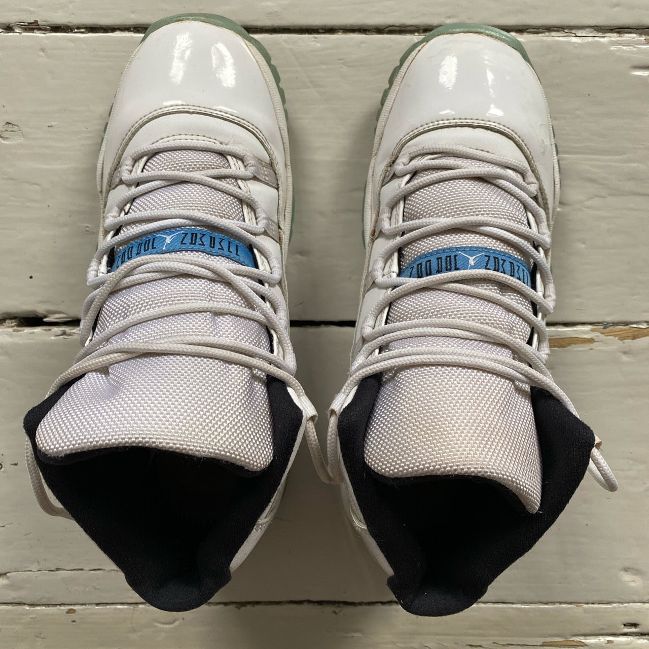 Jordan 11 Legend Blue White Patent (UK 6)