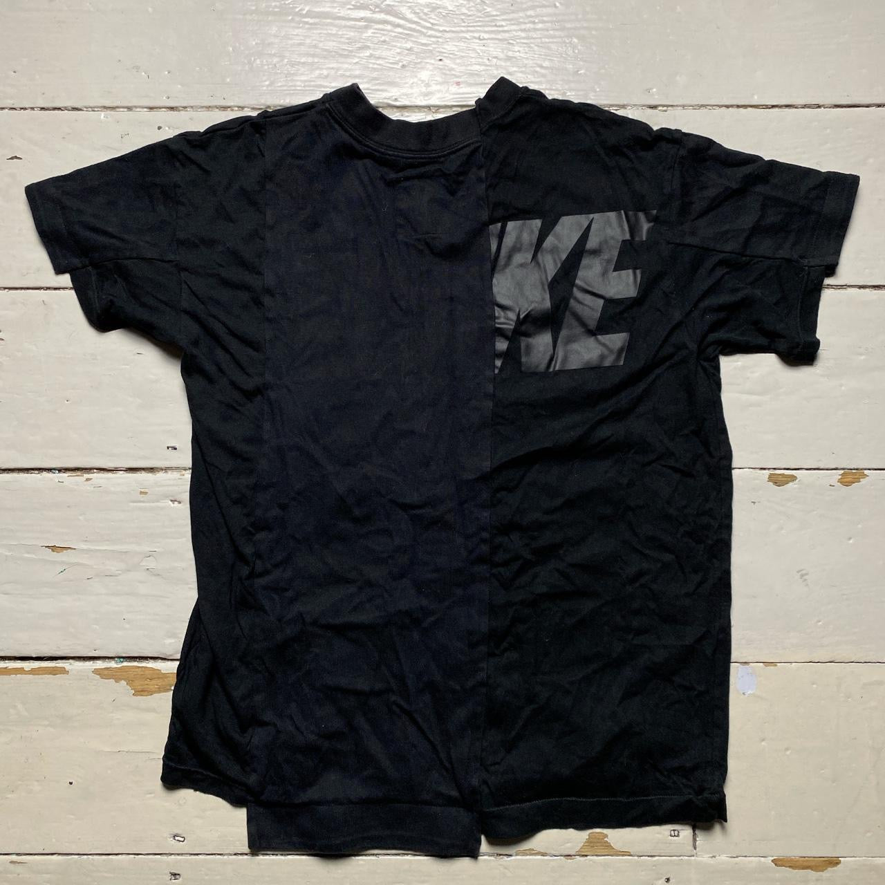 Nike Sacai T Shirt and Pleated Skirt Shorts (XS)