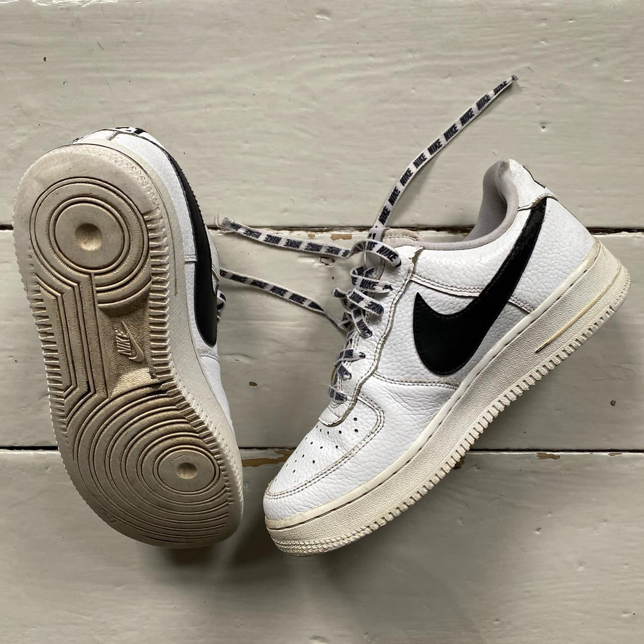 Nike Air Force 1 NBA White and Black (UK 6)