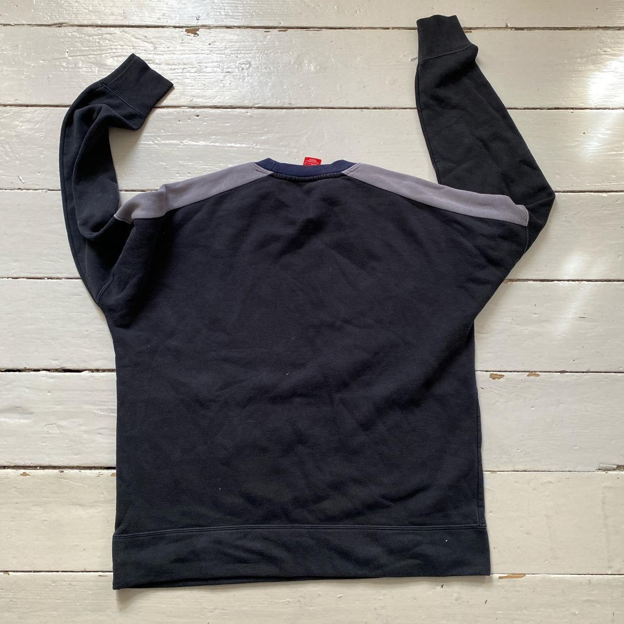 Nike Air Swoosh Sweatshirt (Medium)